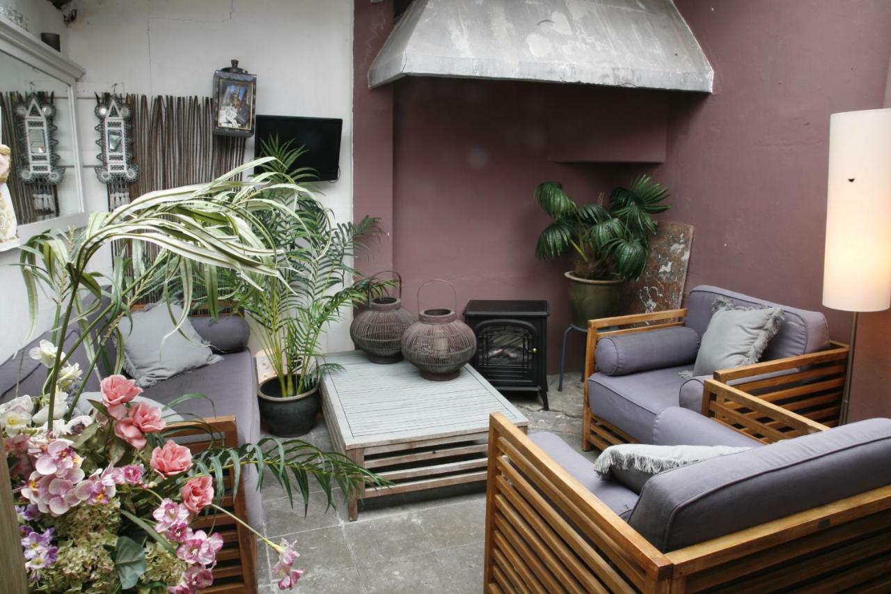 Downtown46 Bed & Breakfast แบร์เคนออพโซม ภายนอก รูปภาพ